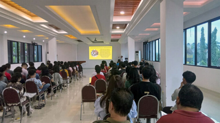 Pertemuan Awal Calon Penerima Sakramen Krisma